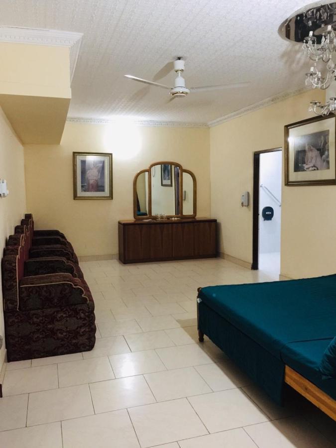 Senthil Complex Hotel Jaffna Kültér fotó