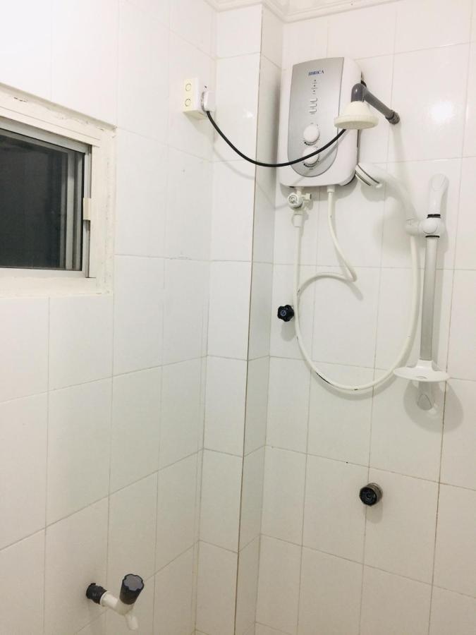 Senthil Complex Hotel Jaffna Kültér fotó